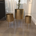 Load image into Gallery viewer, Deco 79 Metal Indoor Outdoor Planter Large Planter Pot with Removable Stand, Set of 3 Planters 18&quot;, 14&quot;, 12&quot;H, Gold
