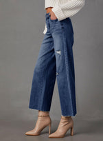 Load image into Gallery viewer, Dokotoo Capri Wide Leg Baggy Jeans for Women Trendy Barrel Pants for Girls High Waisted Straight Pants Petite 2025 Outfits Boyfriend Jeans Fashion Clothes Casual Work Summer Denim Blue
