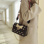 Load image into Gallery viewer, Beatfull Designer Bee Purse Fashion Crossbody Purse with Pearl for Women Pu Leather Shoulder Bag Clutch Handbags
