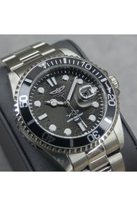 Invicta Men's Pro Diver Quartz Watch, Silver, 30018