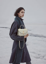 Load image into Gallery viewer, Top Handle Bag Fashion Leather Satchel Bag for Ladies, Zipper Pocket, Metal，Leather tote bag for Women.
