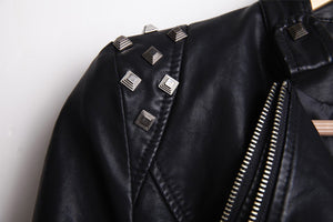 chouyatou Women's Fashion Studded Perfectly Shaping Faux Leather Biker Jacket (Medium, Black)