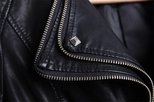 chouyatou Women's Fashion Studded Perfectly Shaping Faux Leather Biker Jacket (Medium, Black)