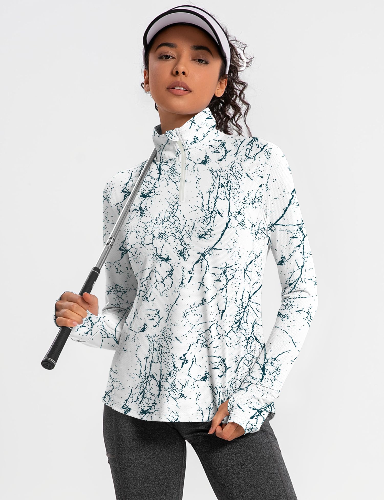 IECCP Women's Long Sleeve Sun Shirt UV Protection Workout Tops Lightweight UPF 50+ Golf Gym Hiking Shirts Outdoor Clothing (Black Interlaced Lines,M)
