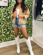 Load image into Gallery viewer, Omoone Women&#39;s Long Sleeve Rivet Studded Denim Jacket Casual Washed Pearl Short Jean Coat(2140-KhakiX1-L)
