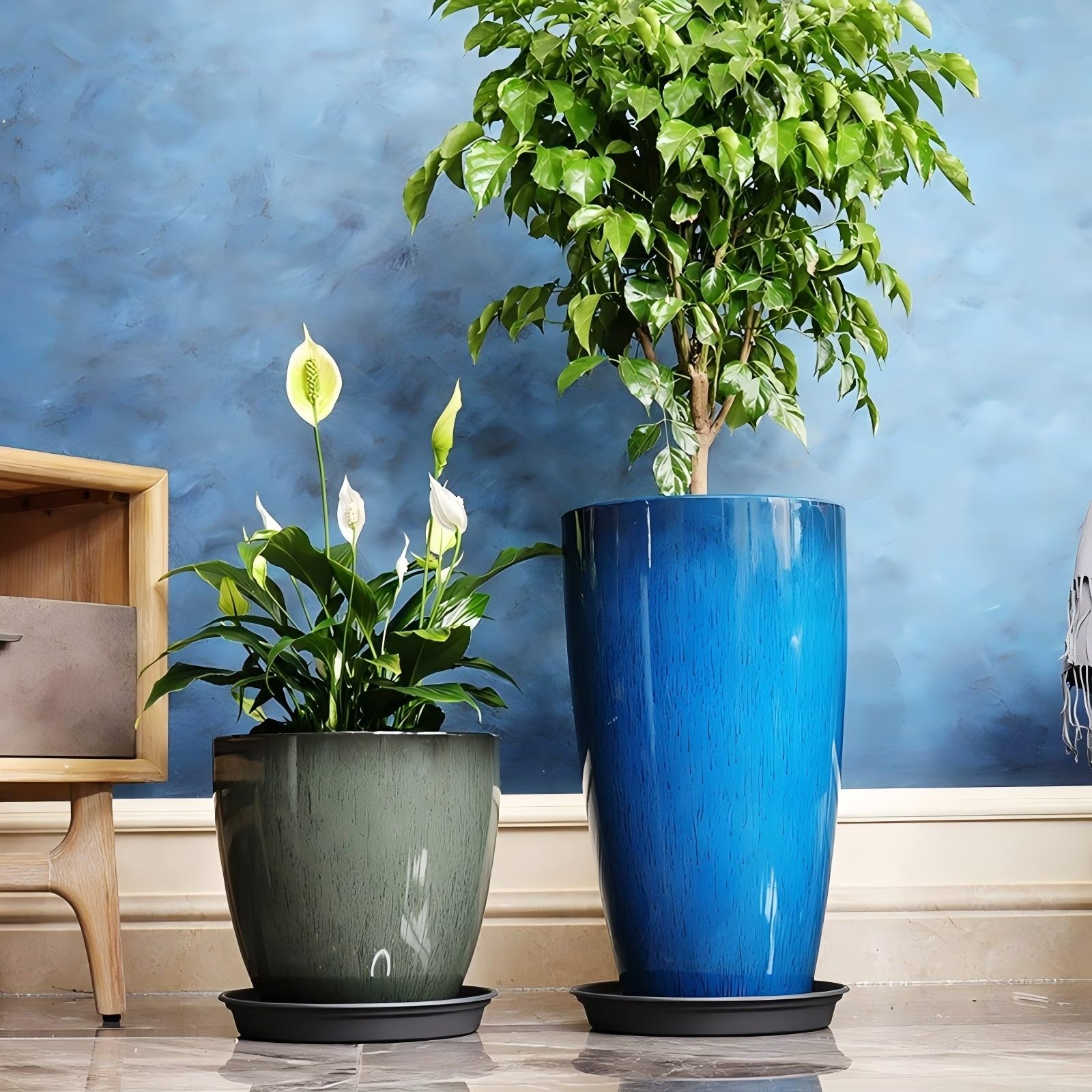 MinCHI257 24,21,11 Inch Large Plastic Planters with Drainage Hole and Saucer - Set of 3 Tall Plant Pots Indoor Flower Pot Tall Round Planters Outdoor Large Tall Planter