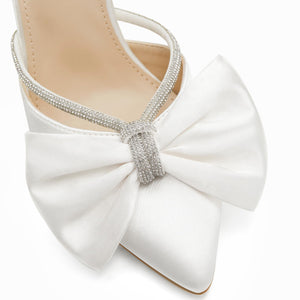 Coutgo Womens Bow Heels Mules Pointed Closed Toe Sandals Rhinestone Satin Backless Wedding Shoes, White, Size 9