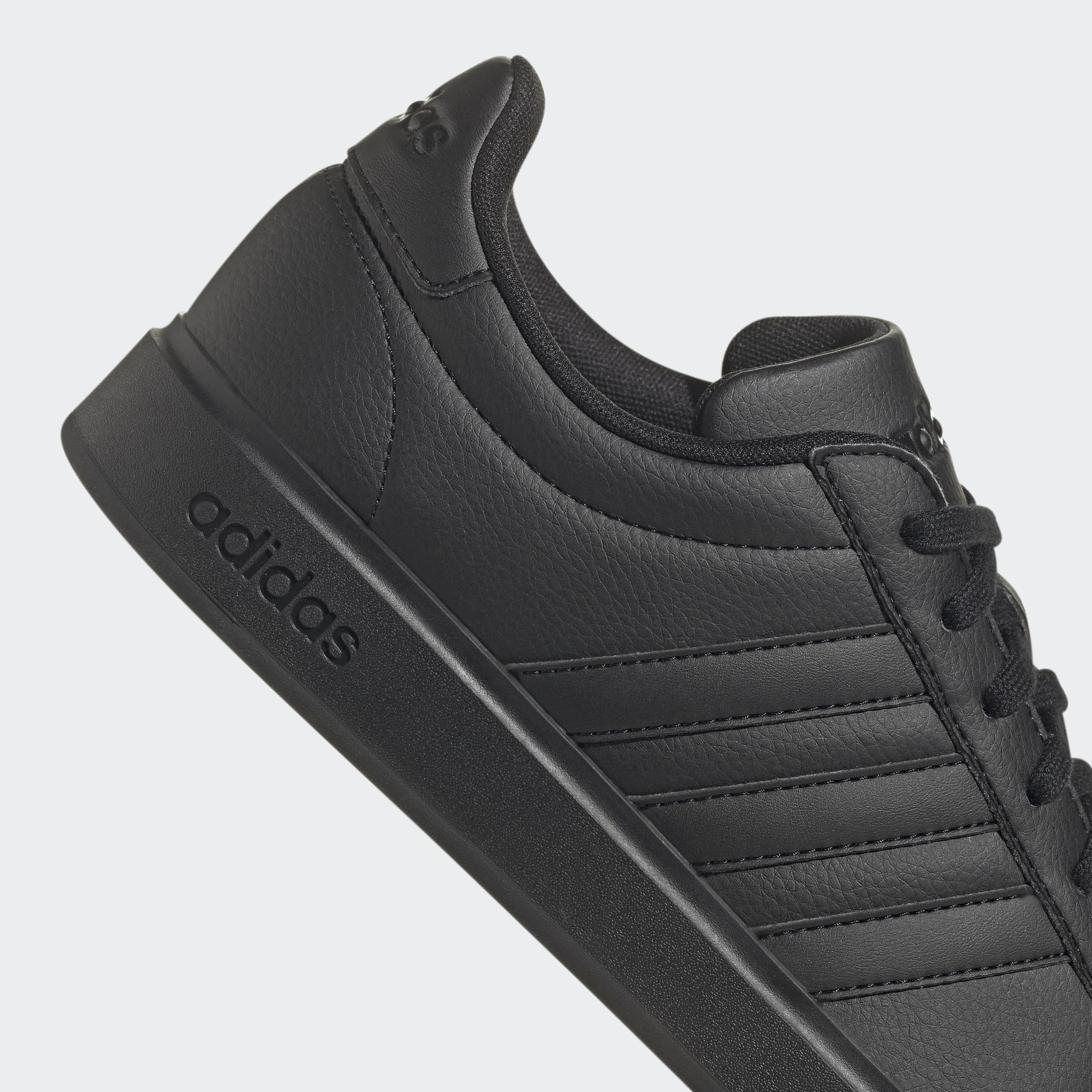 adidas Men's Grand Court 2.0 Tennis Shoe